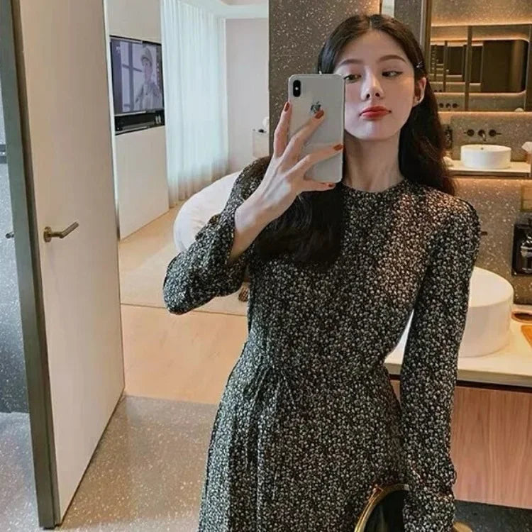 Robe longue française élégante à fleurs noires pour femmes, Vintage, amincissante, manches longues, Base, automne/hiver, en mousseline de soie, ajustée à la taille